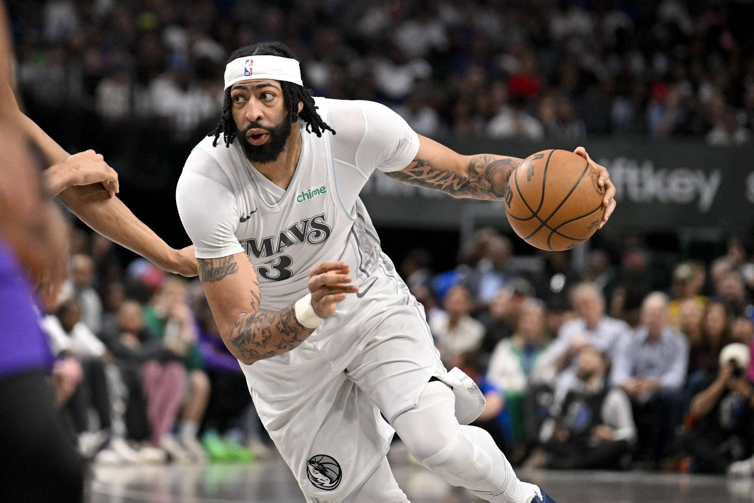 开云app在线下载-IG观众热烈欢呼！，浓眉哥迎来十五赛季出色发挥热度持续攀升-开云app在线下载