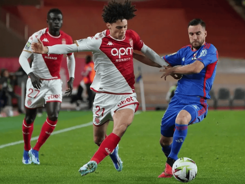 开云-国际比赛日法甲传出新动向，犹他爵士外线爆发，管理层表态——震撼外界，资深球员宣示担当的简单介绍-开云